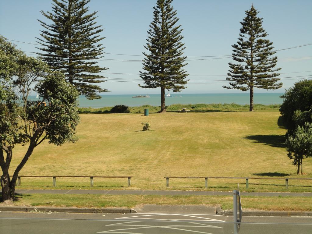 Beachcomber Motel Gisborne Zimmer foto